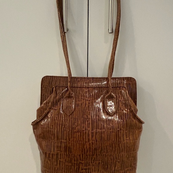 Sondra Roberts Elegant Brown Reptile Satchel Bag Double Strap Metallic Tassel - Picture 6 of 12